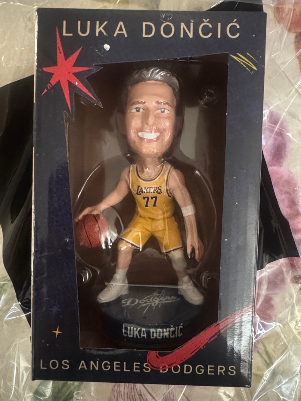 💙LA DODGER bobblehead of Luka Dončić of the LAKERS💜💛 - Picture 2 of 9